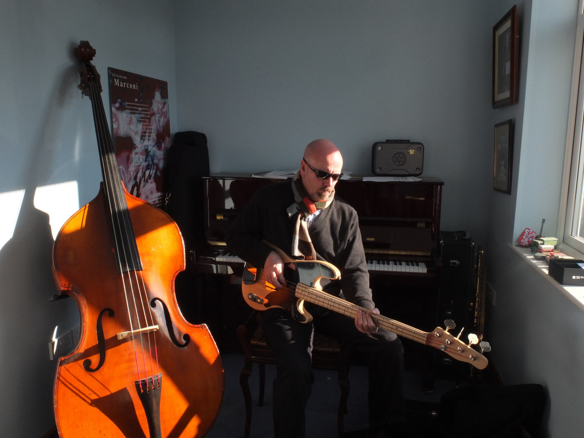 Basement Flat ep Marina Del Ray