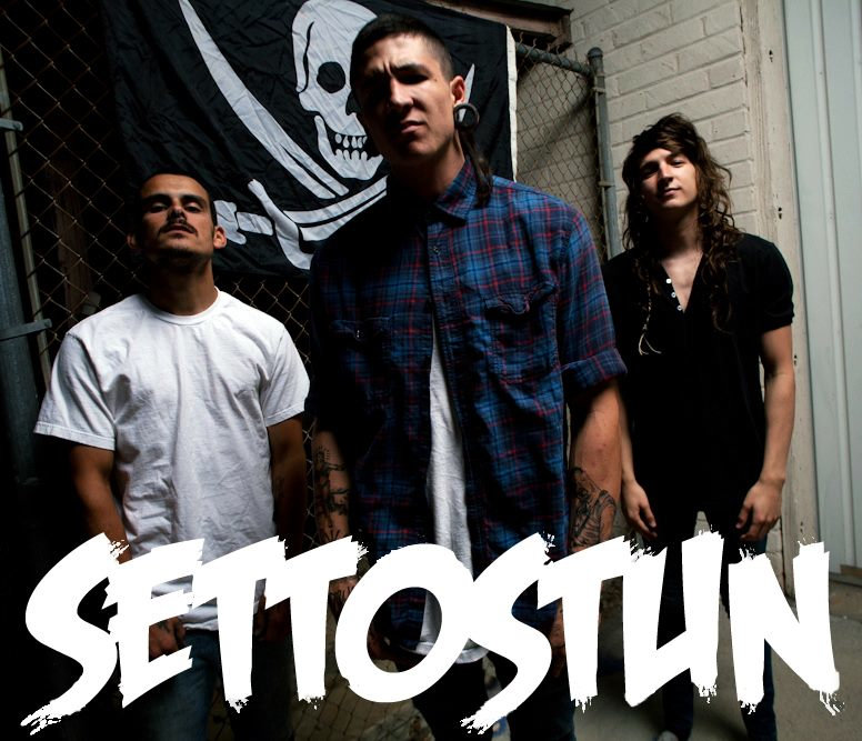 Eyes set to kill 2019. солистка eyes set to kill. Drippedn группа.