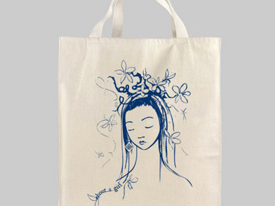 About A Girl Organic Tote Bag main photo