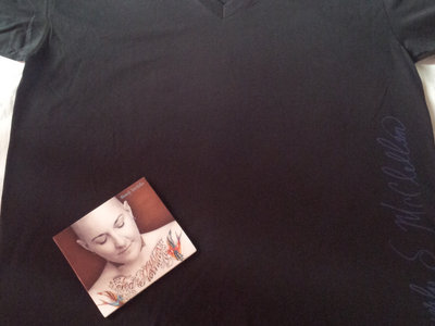 Beverly McClellan V-Neck T-shirt + Fear Nothing CD (Autographed) + Beverly McClellan CD main photo