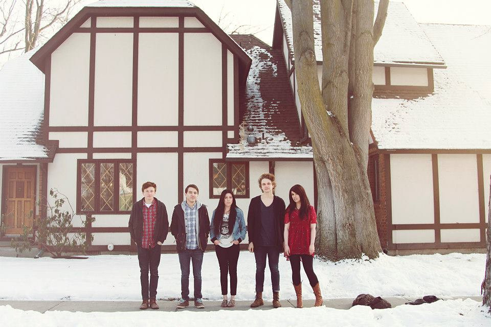 Memento Mori Hollow Wood