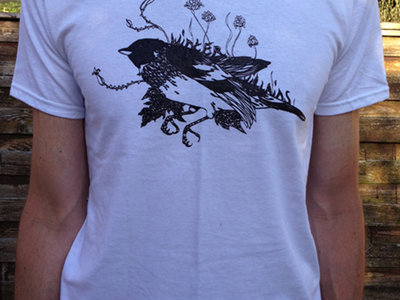SALE - Bird design screen printed T-Shirts main photo
