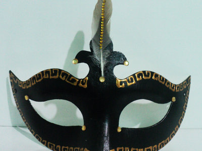 Black golden venetian mask main photo