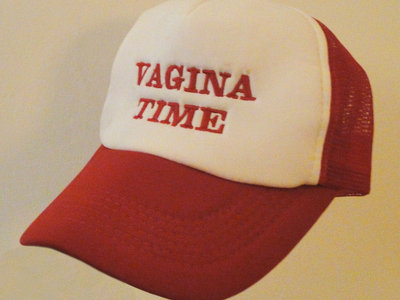 Cappello "Vagina Time" main photo