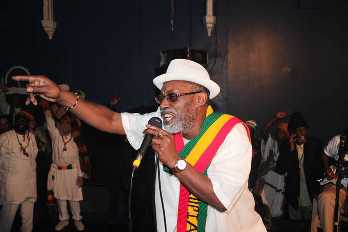 Music | Vivian Jones