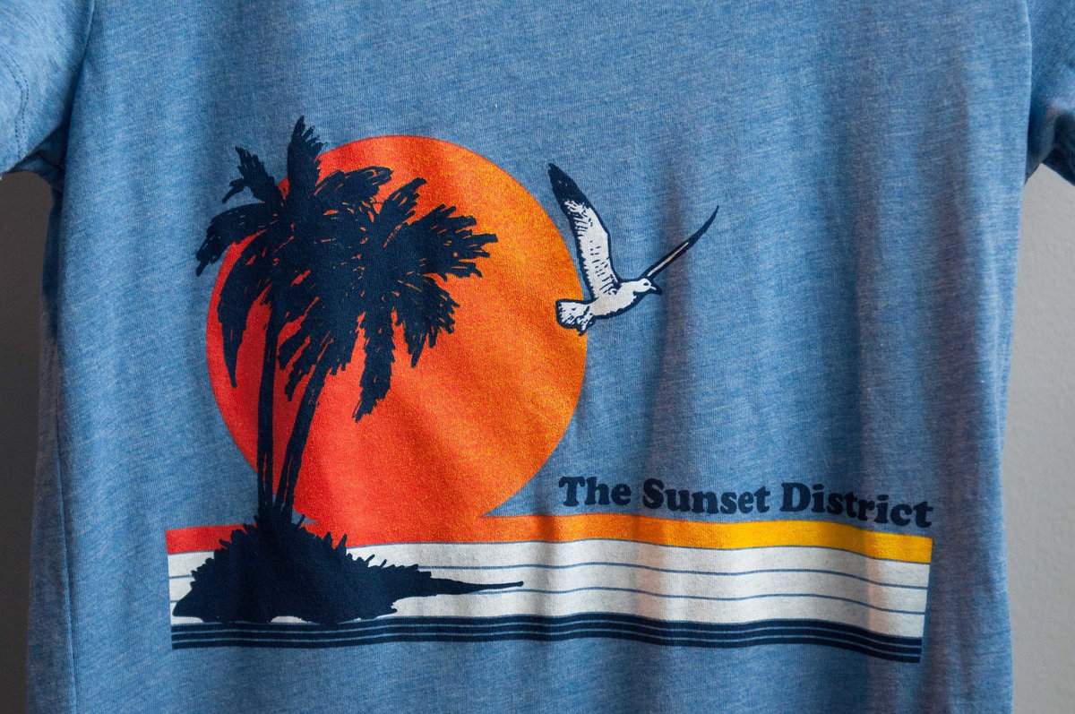 The Sunset District - Blue Vintage Beach Design - Women's Soft T