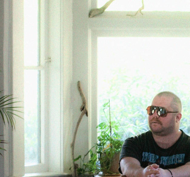 First Light's Freeze | Castanets