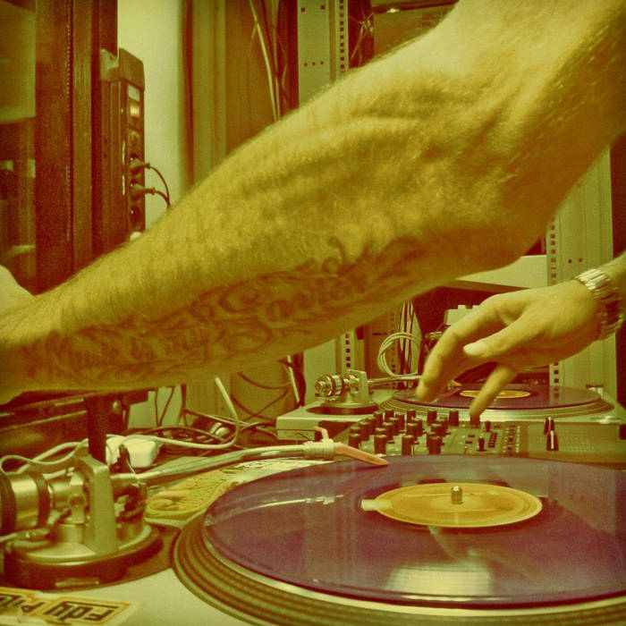 The Alchemist - hold you down Feat Prodigy ; Nina Sky & Illa Ghee