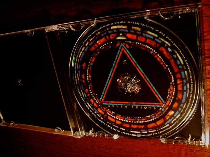 SEVEN IDIOTS | world's end girlfriend | Virgin Babylon Records