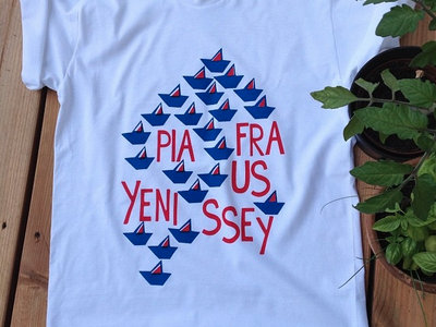 Pia Fraus Yenissey T-shirt main photo