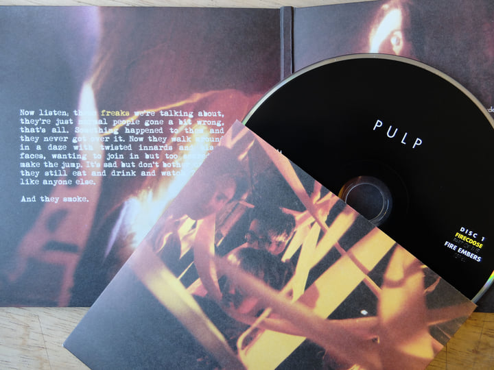 THE NEWSPAPER CD 魚雷 都市伝説解体センター ラメキラカンバッジコレクション【1BOX 10