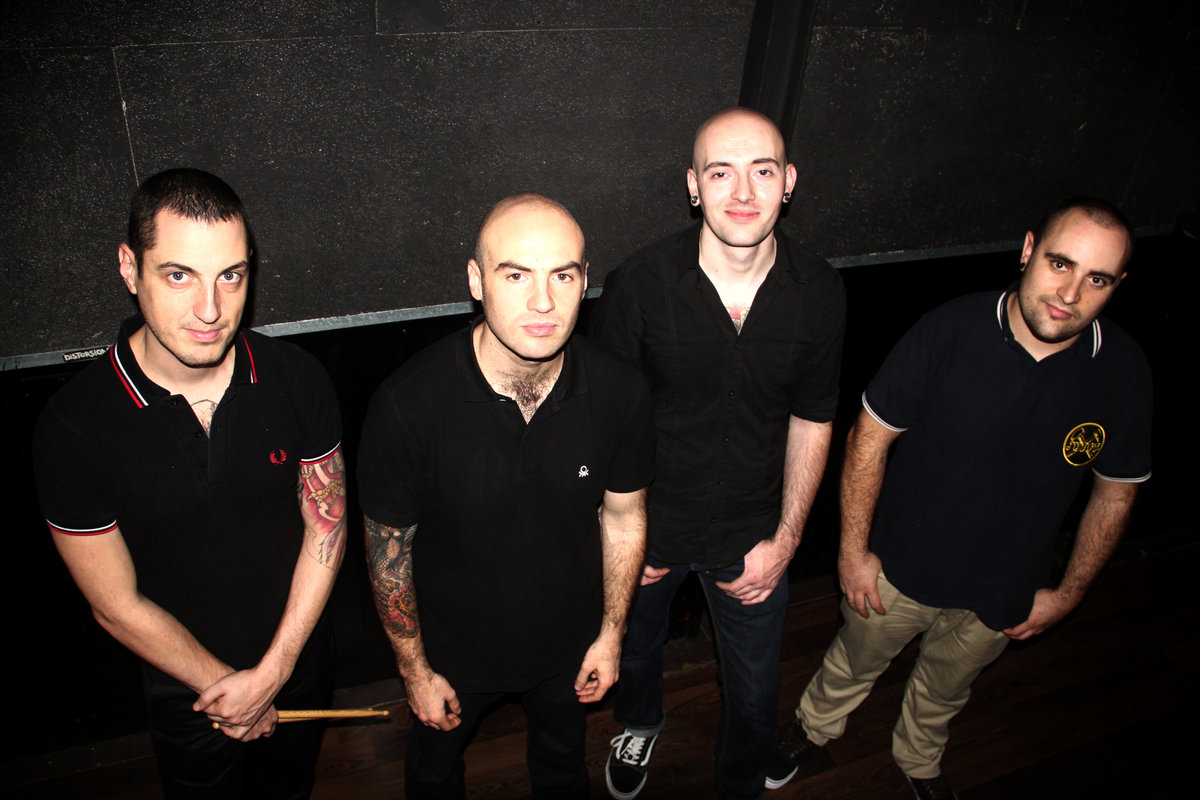 Melanie the secret army. X шрифт. Secret army фильм 1979. Secret army. Mothers army обложки альбомов planet.