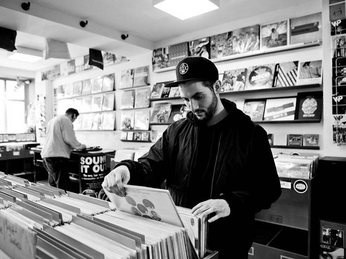 NAS feat. AZ » LIFE'S A BITCH RMX « | Cap Kendricks