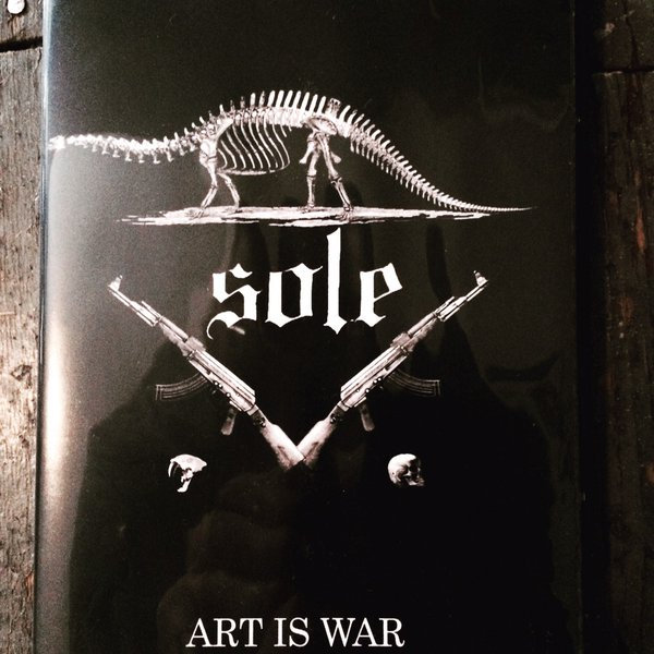 Art is War DVD sole