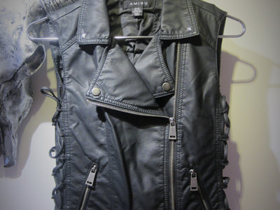 Proll Guns - Leather Vest Women main photo