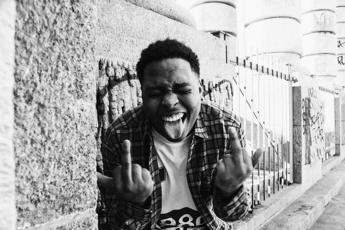 Black Canvas | Young Kontro