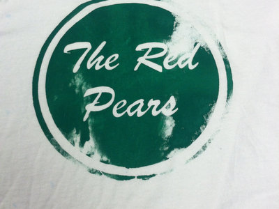 The Red Pears Green Circle main photo