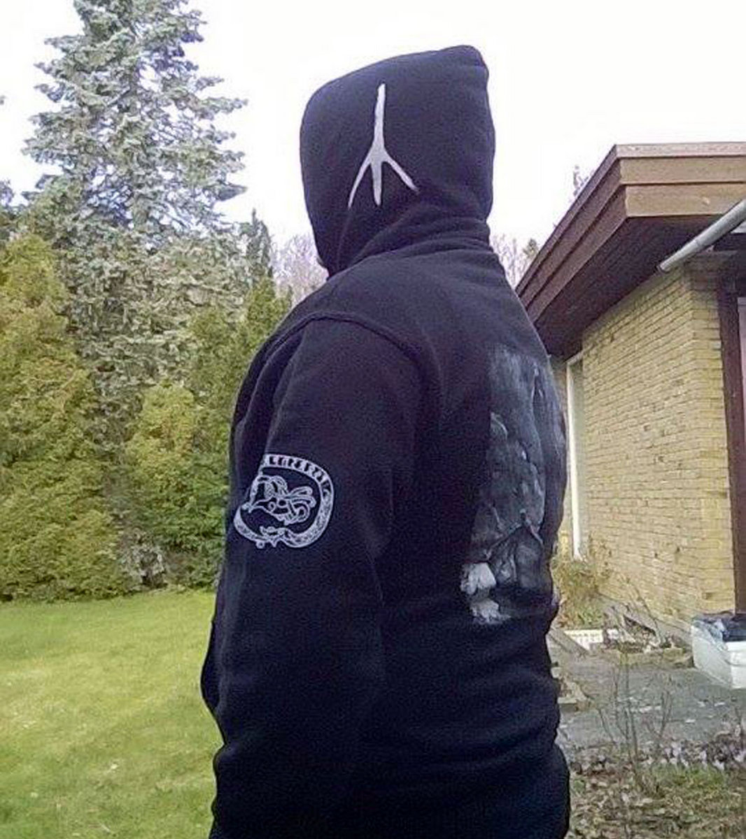Official Fjorsvartnir Mzoraxc Forbandelse Hoodie Fjorsvartnir mzoraxc forbandelse hoodie