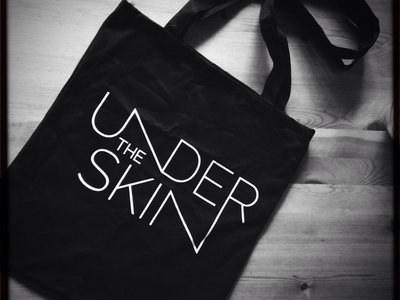 Hand Crafted - HQ - Organic - Cotton Bag - With UNDERTHESKIN Logo On It main photo