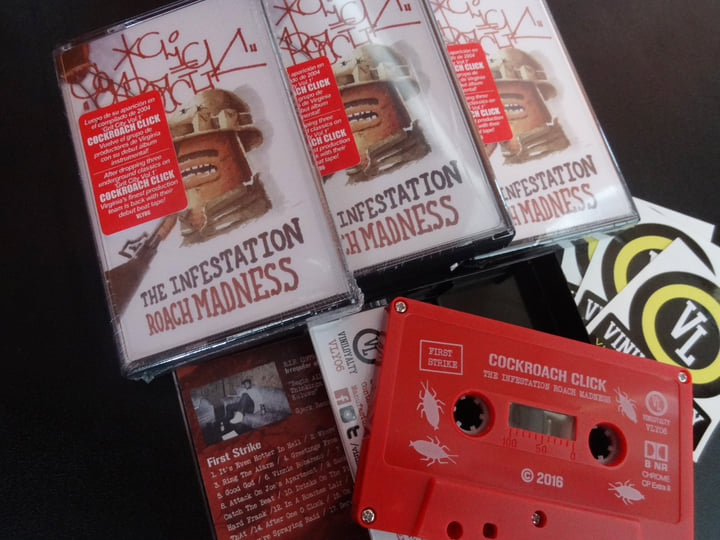 The Infestation - Roach Madness - VLY06 | Cockroach Click