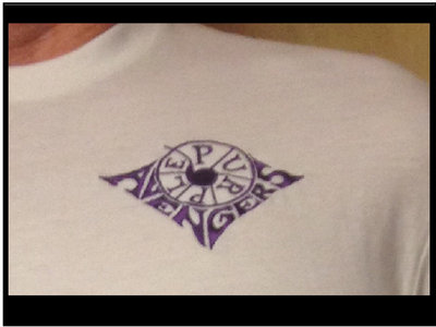 T-Shirt - Embroidered Logo - Mens main photo