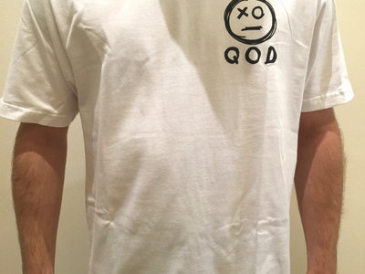 'QOD' T-shirt White main photo