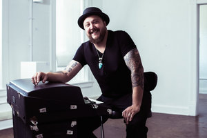 Josh Hoyer & Soul Colossal — Photo
