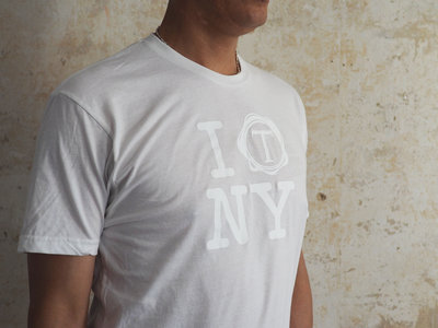 I Thema NY - white on white T-shirt main photo