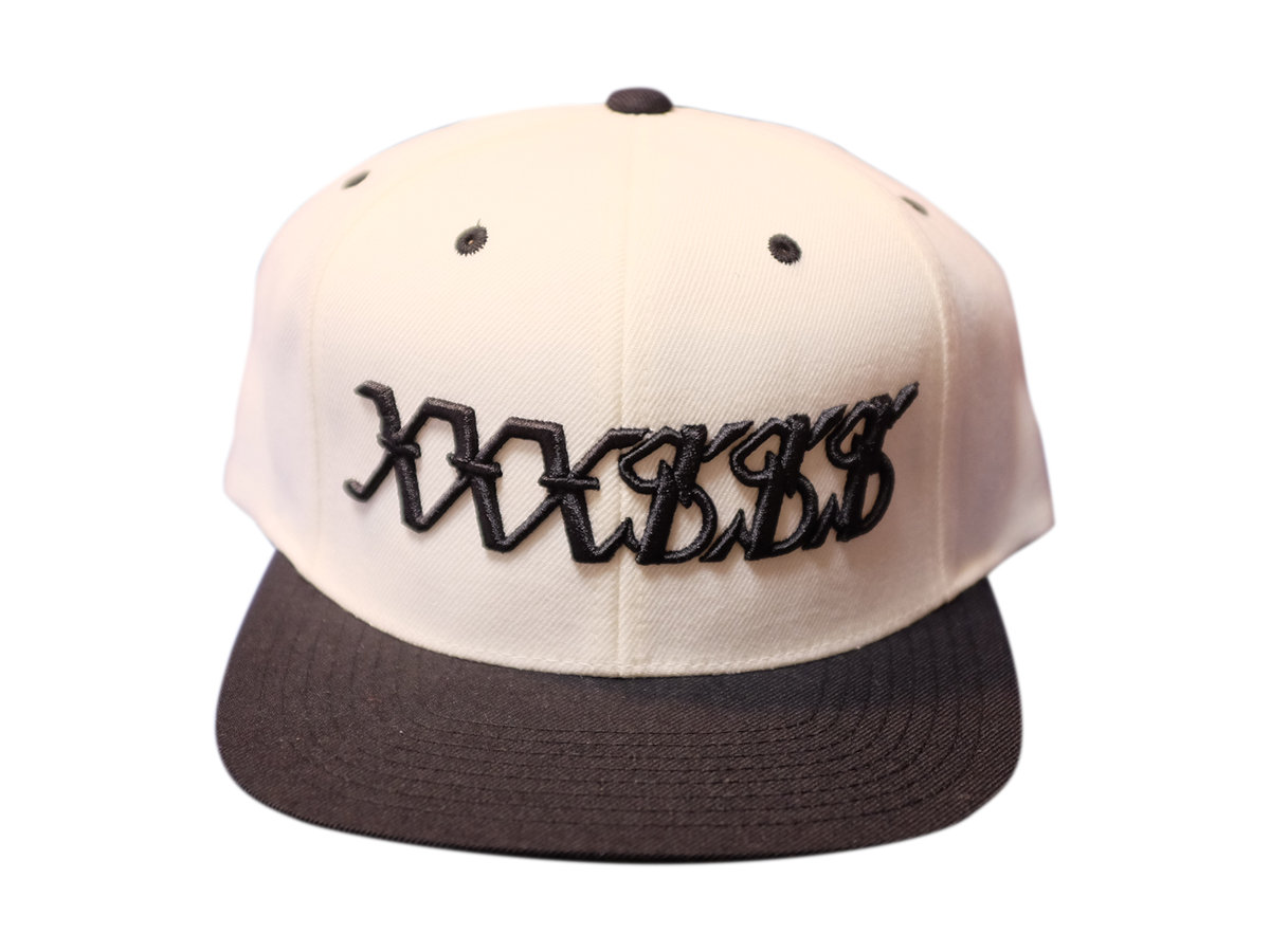 XXXSSS Tokyo Snapback (White X Black) | XXXSSS Tokyo (XLII & DJ SARASA)