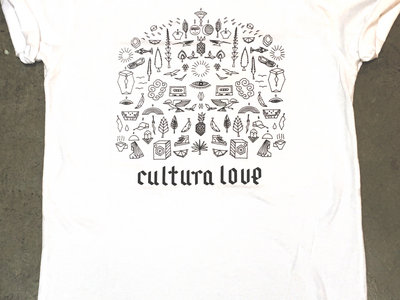 Cultura Love T - Shirt main photo