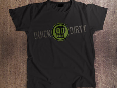 T-Shirt Quick&Dirty Femme main photo