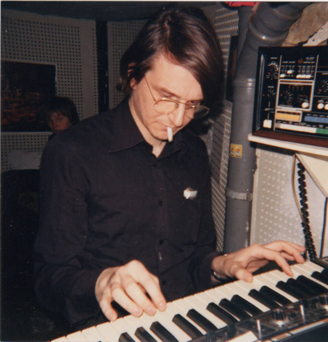 Music | Asmus Tietchens