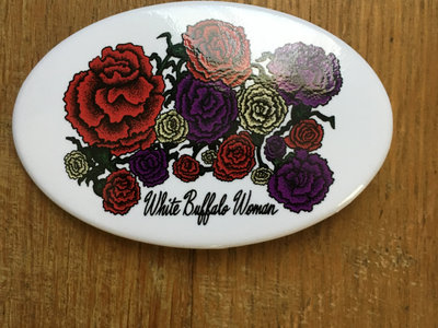 WBW Oval Flower Button main photo
