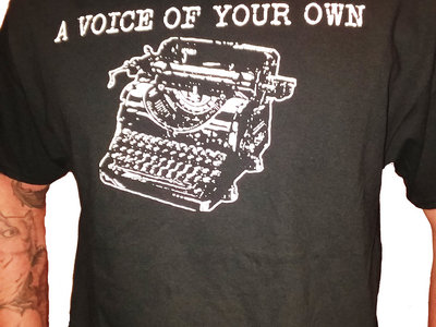 AVOYO Typewriter T- shirt main photo