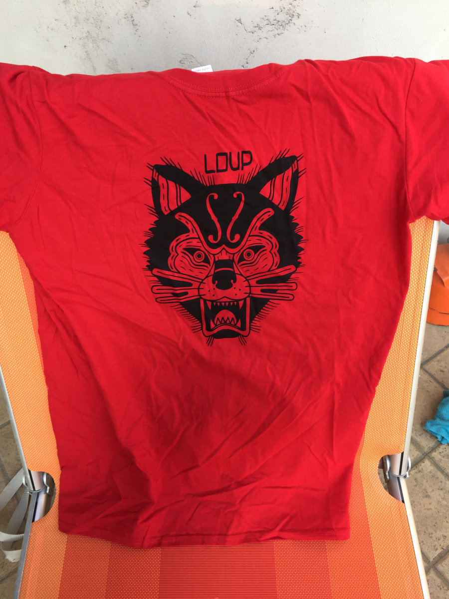 T shirt loup sales