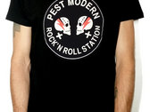 Pest Modern T-shirt + Button photo 