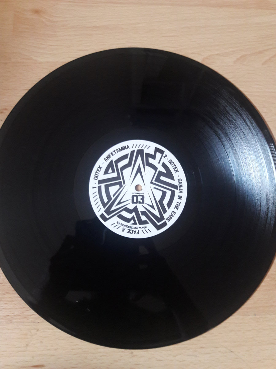 vinyl hardtek