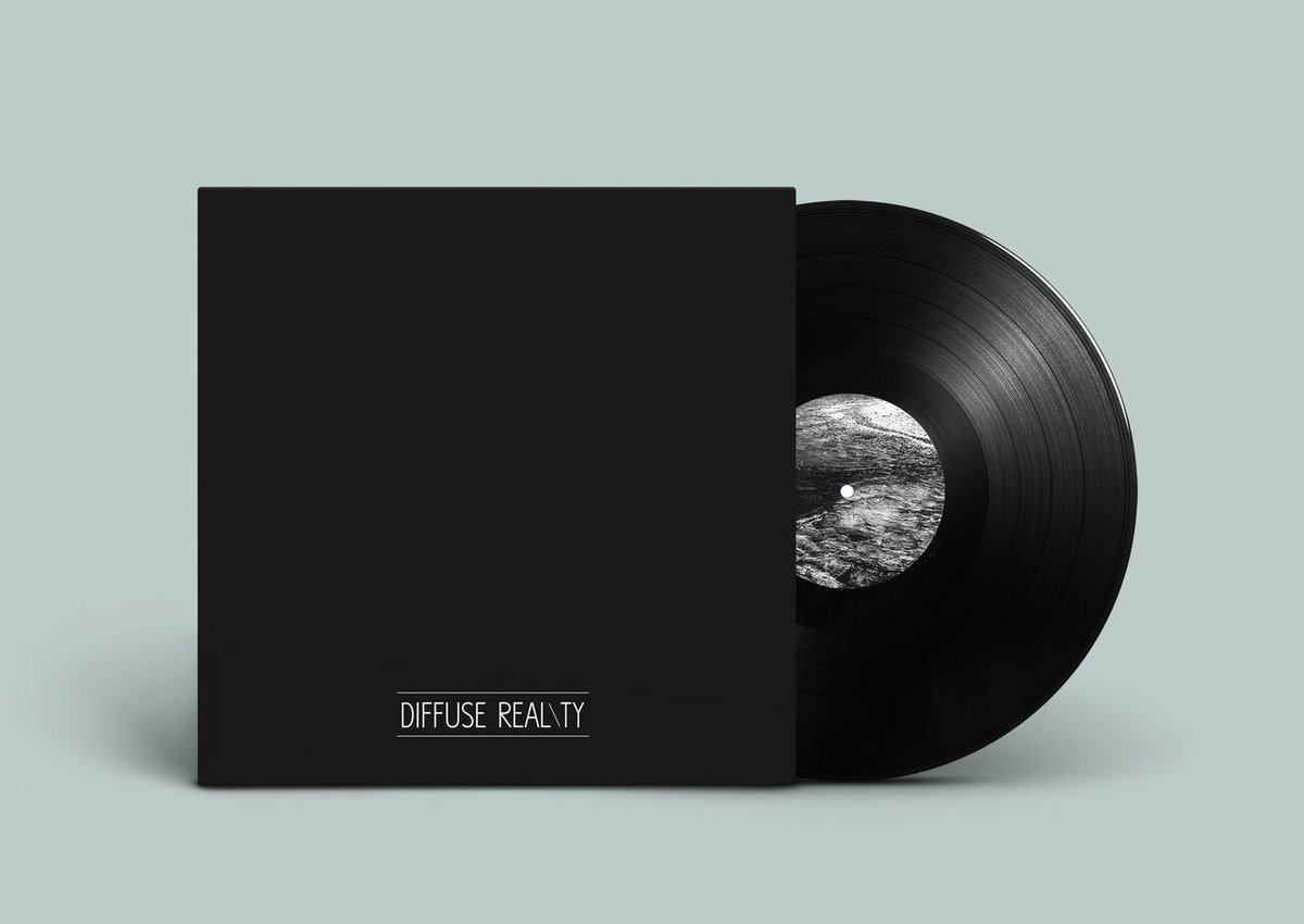 Real vinyl. пластинка винил. Vinyl record 45 rpm. виниловый проигрыватель вид сверху. Real records eurostyle.