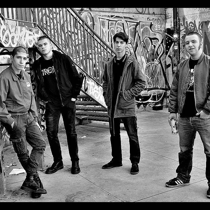 Parte I | 40127 SkinHeads