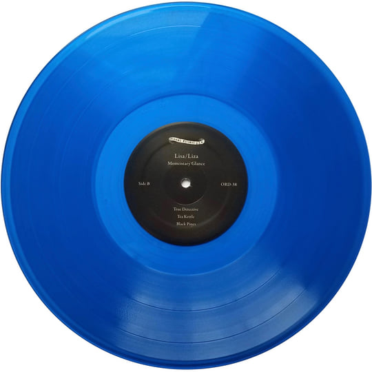 Momentary Glance | Lisa/Liza