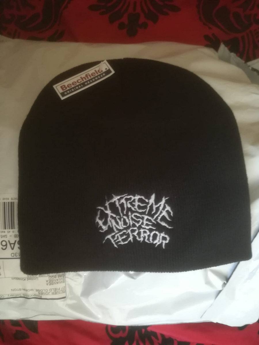 Embroidered beanie hat | Extreme Noise 