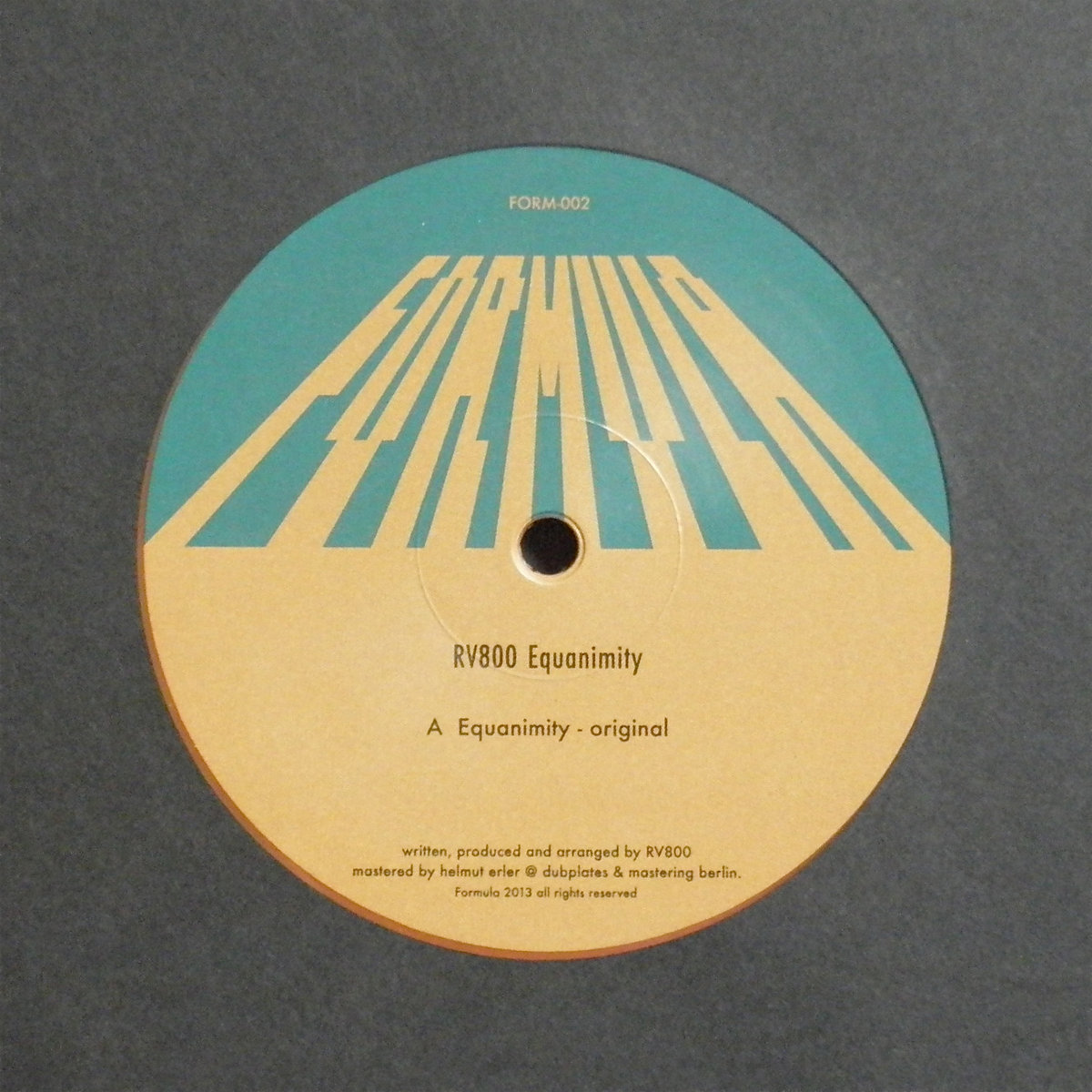平平平平（ひらたいらへーべー）　　　　　　　　　　　　　　　　EVISU Equanimity EP | RV800