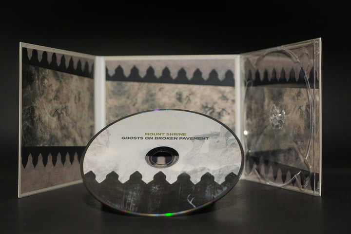 Ghosts on Broken Pavement | Mount Shrine | Cryo Chamber