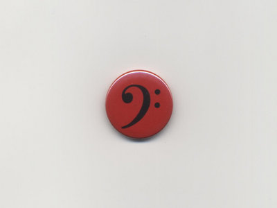 Bass clef button pin - black/red main photo