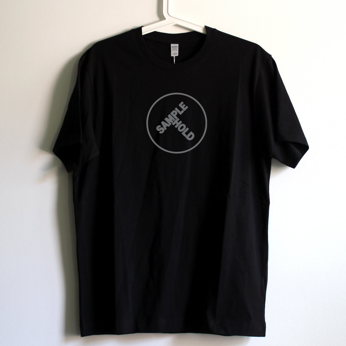 t shirt logo sample