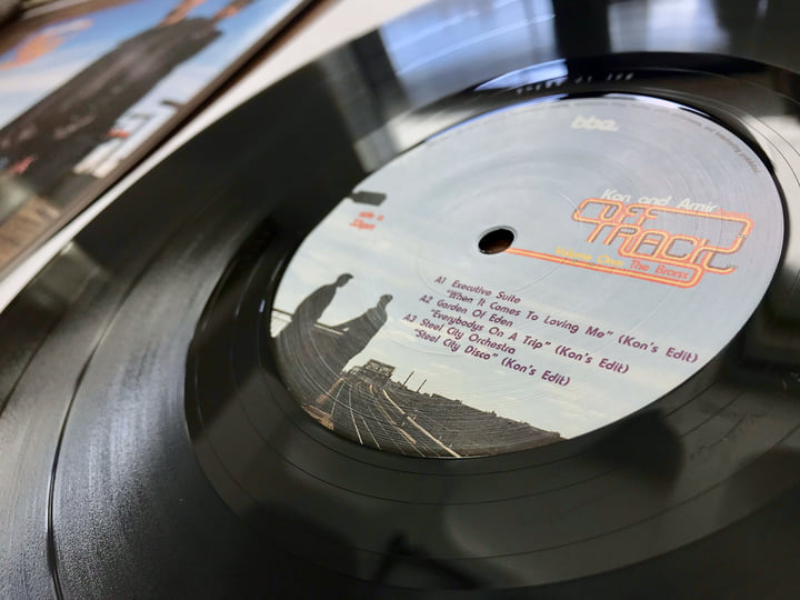 洋楽 Kon and Amir Off Track vol 1 the Bronx Kon And Amir – Off Track Volume One: The Bronx (Reissue