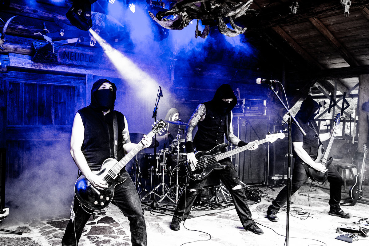 Arctic Sea Survivors Arctic Sea Survivors