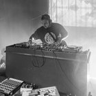 Stu Ep J Beatz Crown Jules