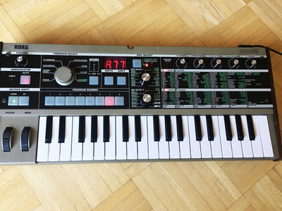 MicroKORG : 37-Key Synthesizer/Vocoder main photo