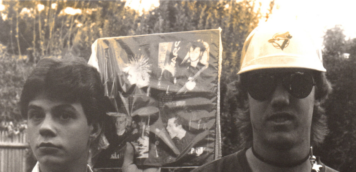 The Buzzer Uvb 76 Mcsl